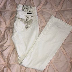 White MissMe jeans